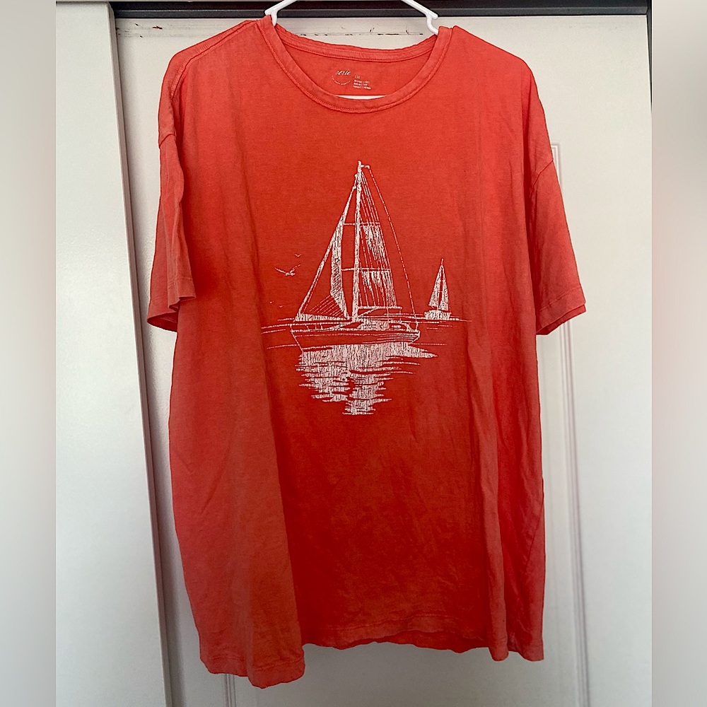 Aerie T-shirt in size Large